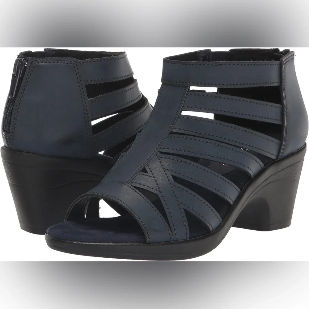 Easy Street Women's Region Heeled Sandal